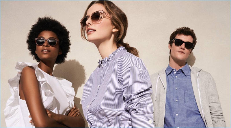 A cool vision, Matthew Hitt sports Warby Parker's Hunt sunglasses in jet black.