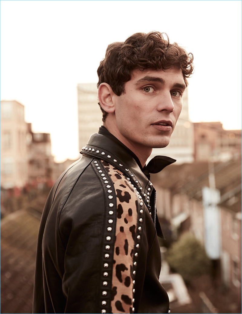 Arthur Gosse 2018 Editorial Vogue Man Netherlands 003