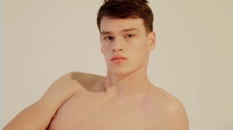 Filip Hrivnak is Fresh Faced for L’Officiel Hommes España
