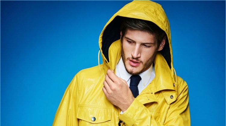 Ryan Tift makes a statement in BOSS' yellow waxed cotton field jacket.
