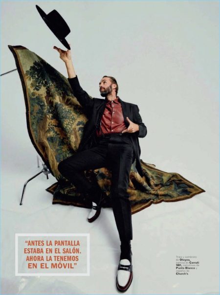 Joseph Fiennes 2018 Esquire Espana Cover Photo Shoot 006