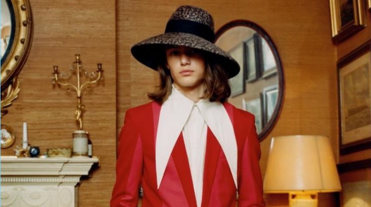 Oliver Sonne 2018 Editorial LOfficiel Hommes Italia 002 Oliver Sonne 2018 Editorial LOfficiel Hommes Italia 002