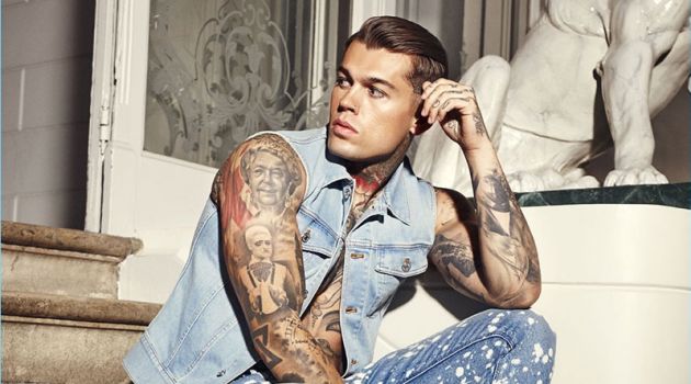 Stephen James stars in Refresh's spring-summer 2018 campaign.