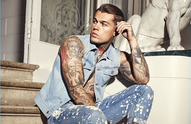Stephen James stars in Refresh's spring-summer 2018 campaign.