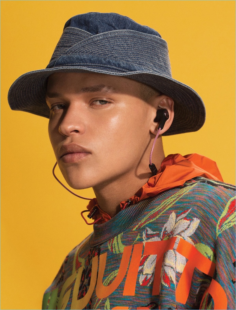 VMAN 2018 Editorial Headphones 007