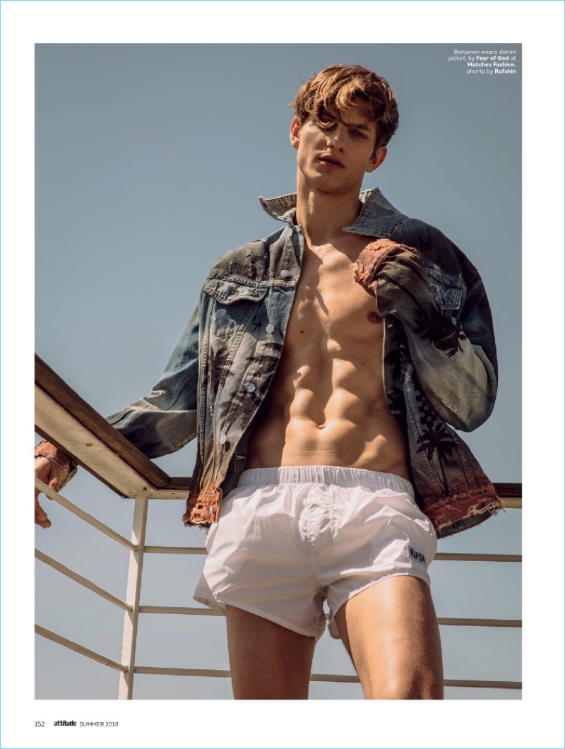 Attitude 2018 Editorial Pool Boys 003