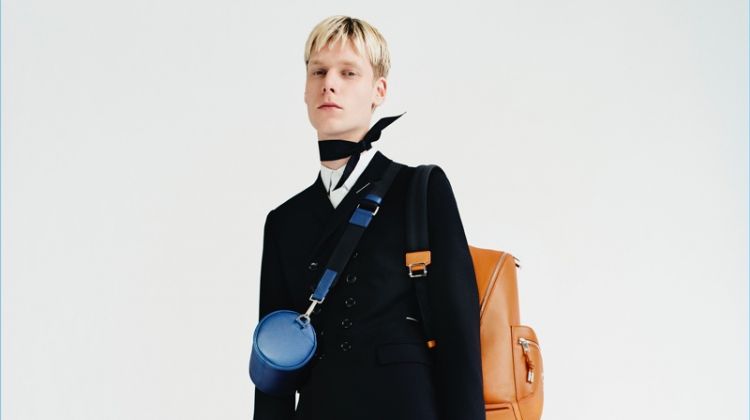 Dior Homme Unveils Fall ’18 Leather Goods