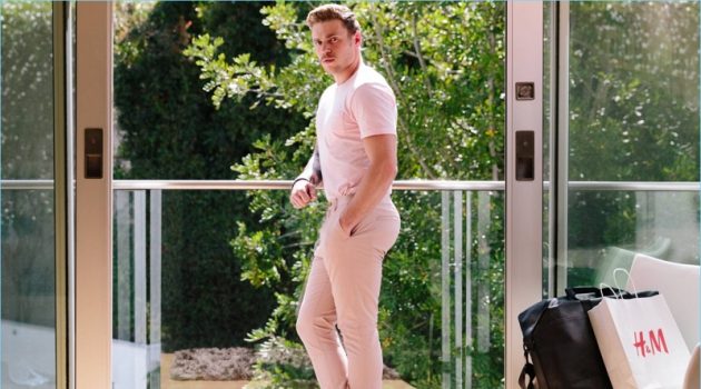 Gus Kenworthy & Karamo Brown Sport Summer Looks for H&M Gus Kenworthy & Karamo Brown Sport Summer Looks for H&M