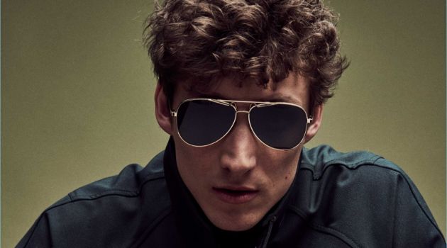 Life & Style México Spotlights Polaroid Shades Westley Moore wears Polaroid sunglasses.