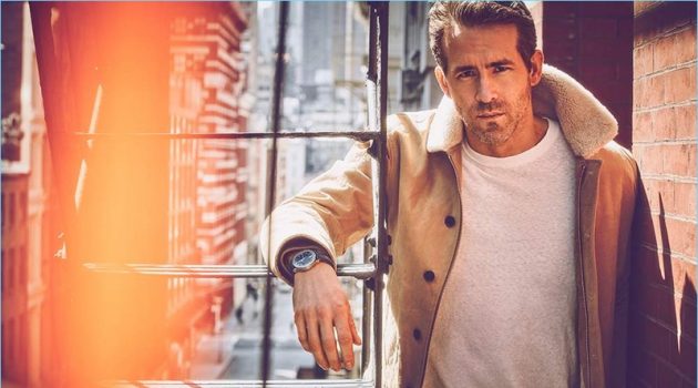 Ryan Reynolds Stars in Mr Porter Style Shoot, Talks Aging in Hollywood Ryan Reynolds wears a Kent & Curwen jacket with a Simon Miller t-shirt. He also wears Monitaly trousers and a Piaget watch.