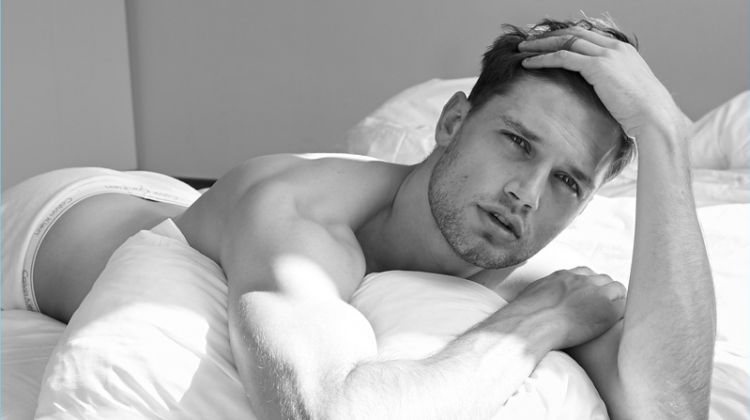 Stefan Pollmann Appears in New Photos by Ignazio Lozano