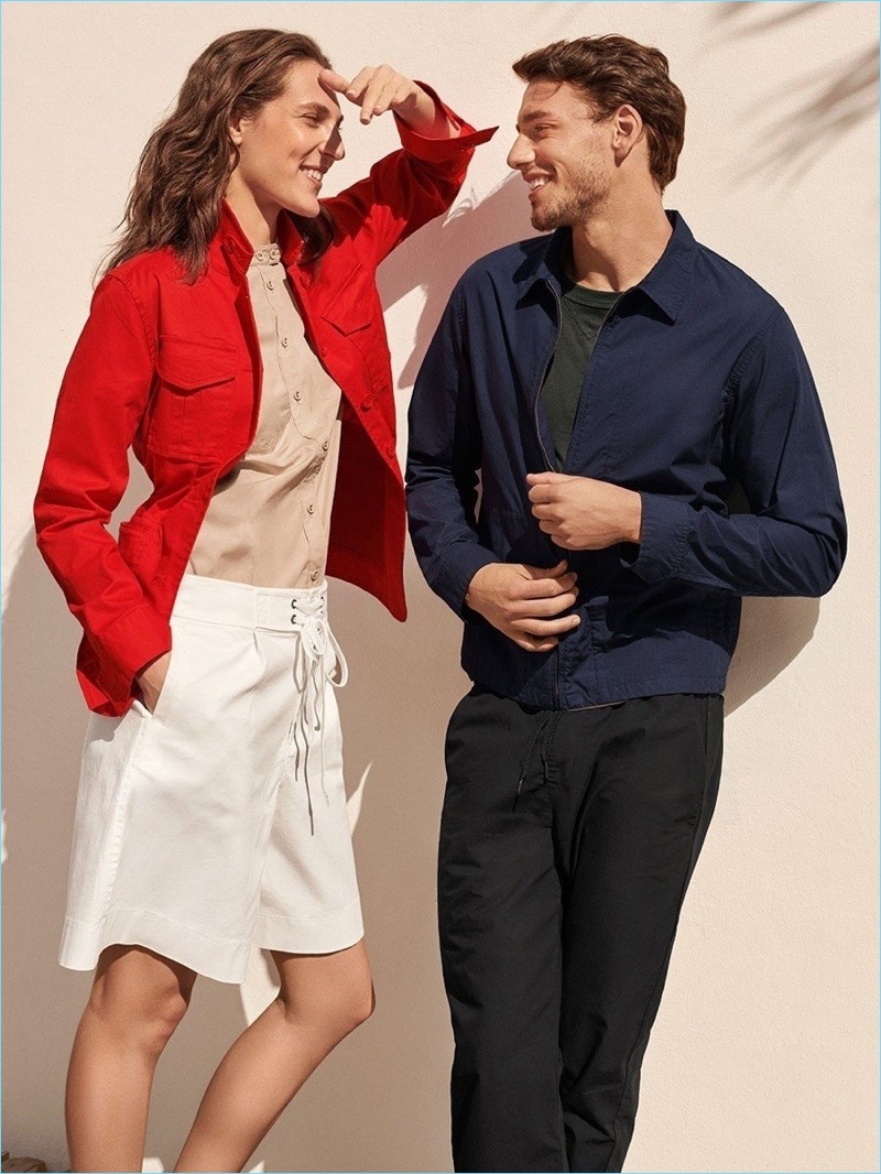 Models Othilia Simon and Mariano Ontañon come together for the Tomas Maier x UNIQLO campaign.