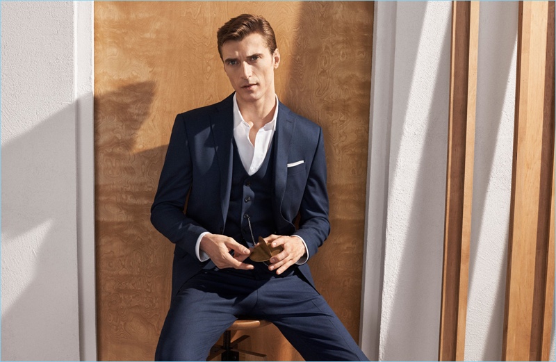 Clément Chabernaud dons a navy three-piece suit by Zara. » Clean Cut: Clément Chabernaud Dons Zara Suiting Clément Chabernaud dons a navy three-piece suit by Zara.