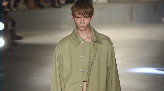 Acne Studios Reinterprets Menswear Details for Spring '19 Collection Acne Studios Reinterprets Menswear Details for Spring '19 Collection