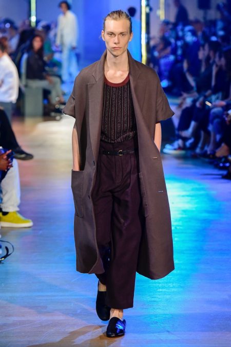 Cerruti 1881 Looks East with Spring '19 Collection