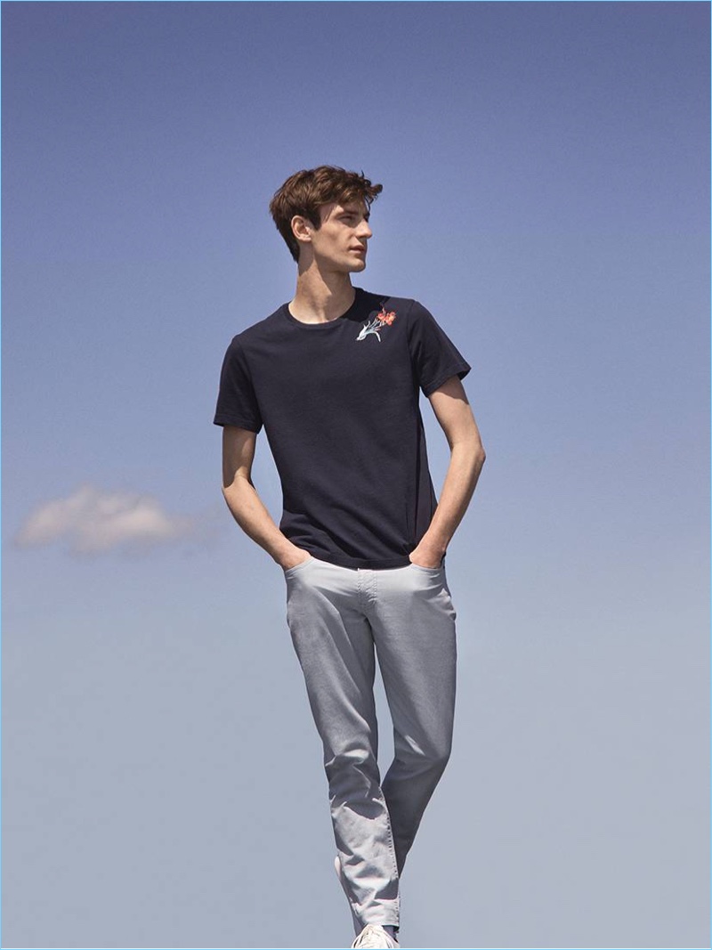 A casual vision, Matt Doran wears a Club Monaco floral tee and summer 5-pocket pants.