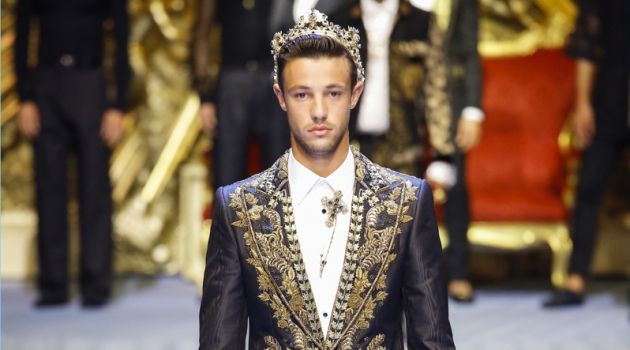 Dolce & Gabbana Revisits Archives for Spring '19 Collection Dolce & Gabbana Revisits Archives for Spring '19 Collection