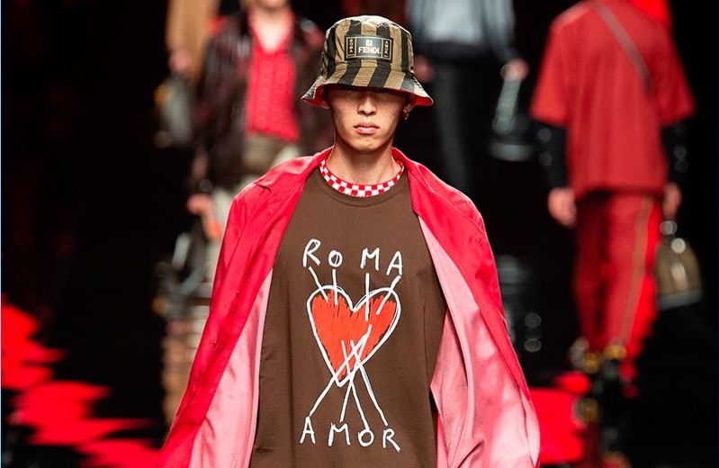 Fendi Goes Dark for Spring '19 Collection Fendi Goes Dark for Spring '19 Collection