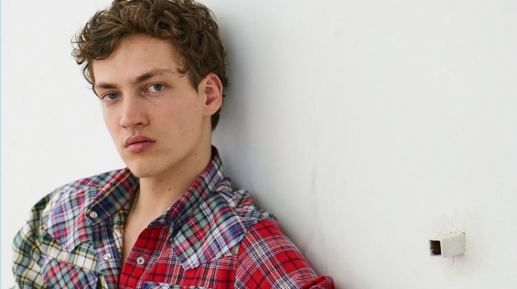 Isabel Marant Revisits 80s Style for Spring ’19 Collection