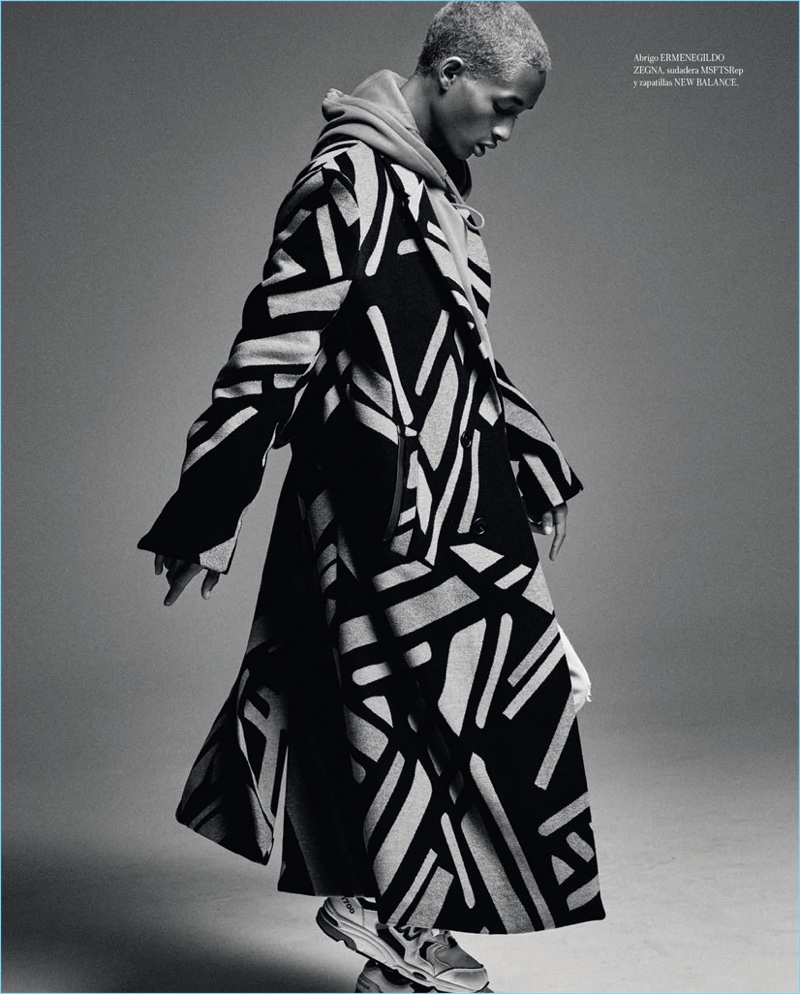 Taking to the studio, Jaden Smith dons an Ermenegildo Zegna coat, MSFTSrep sweatshirt and New Balance sneakers. » Jaden Smith Rocks Check Prints for Icon El País Cover Story Taking to the studio, Jaden Smith dons an Ermenegildo Zegna coat, MSFTSrep sweatshirt and New Balance sneakers.