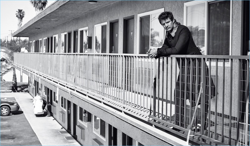 Connecting with Style Magazine Italia, Pedro Pascal wears Dolce & Gabbana. » Pedro Pascal Covers Style Magazine Italia, Dons Fall Fashions Connecting with Style Magazine Italia, Pedro Pascal wears Dolce & Gabbana.