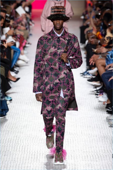 Valentino Spring Summer 2019 Mens Collection 001