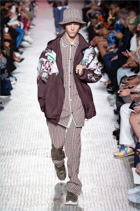 Valentino Spring Summer 2019 Mens Collection 003