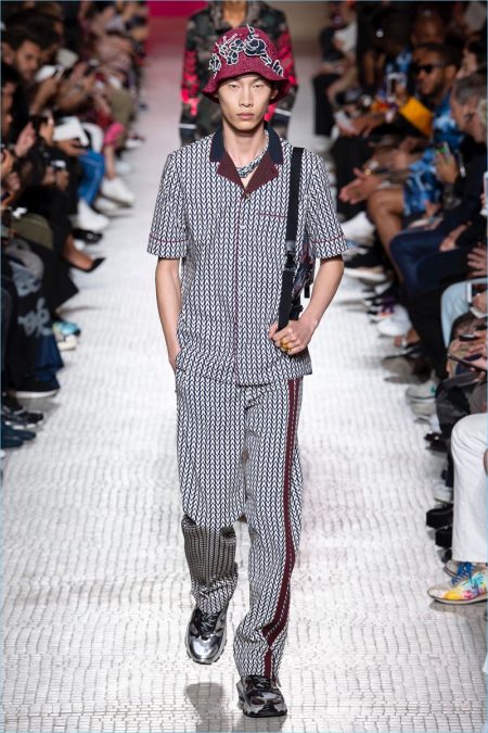 Valentino Spring Summer 2019 Mens Collection 007