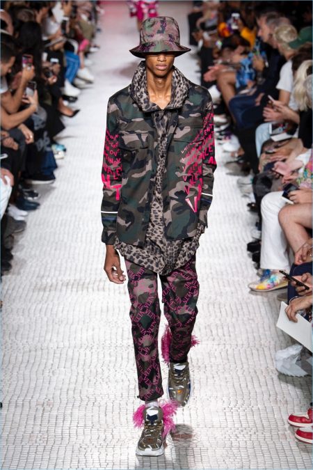 Valentino Spring Summer 2019 Mens Collection 008