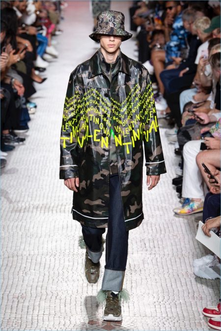 Valentino Spring Summer 2019 Mens Collection 012