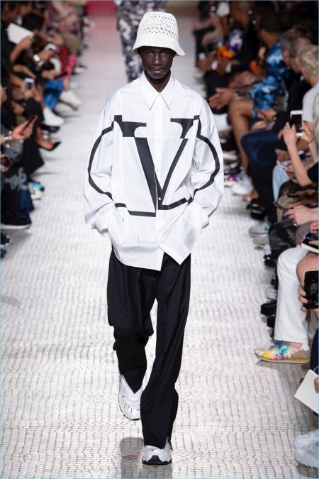 Valentino Spring Summer 2019 Mens Collection 022