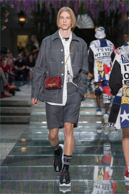 Versace Spring Summer 2019 Mens Collection 010