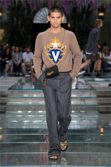 Versace Spring Summer 2019 Mens Collection 011