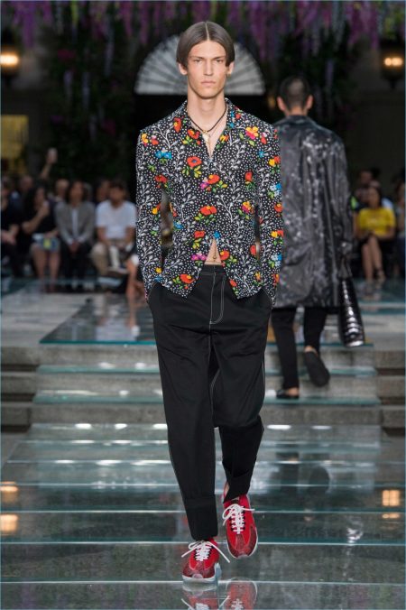 Versace Spring Summer 2019 Mens Collection 022