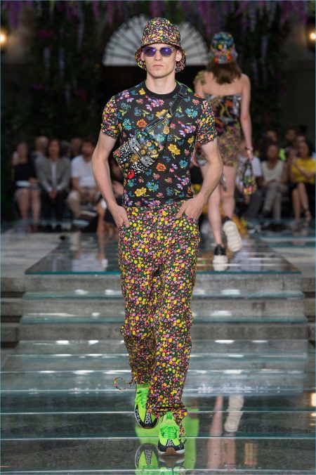 Versace Spring Summer 2019 Mens Collection 030