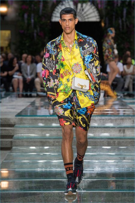 Versace Plays It Clean & Bold with Spring '19 Collection