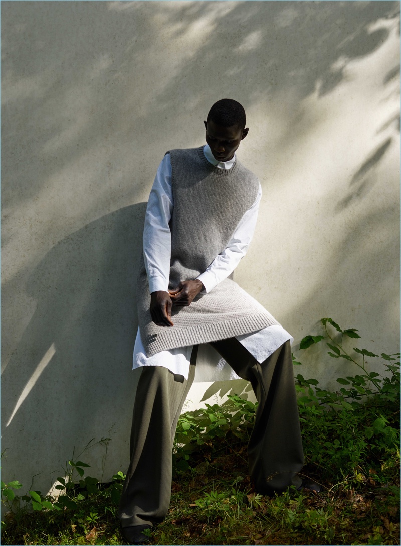 A smart vision, Fernando Cabral fronts COS' fall-winter 2018 campaign. » Fernando Cabral Travels to Sweden for COS Fall '18 Campaign A smart vision, Fernando Cabral fronts COS' fall-winter 2018 campaign.
