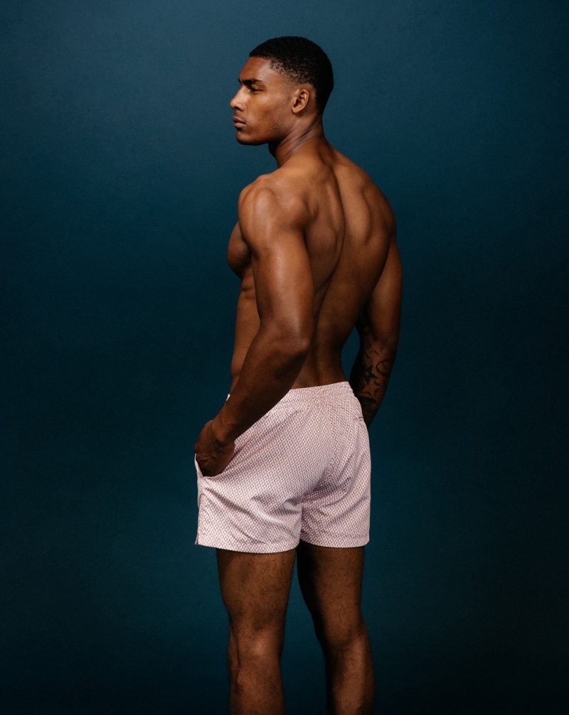 Taejahn wears Rossio swim shorts Qvinto.