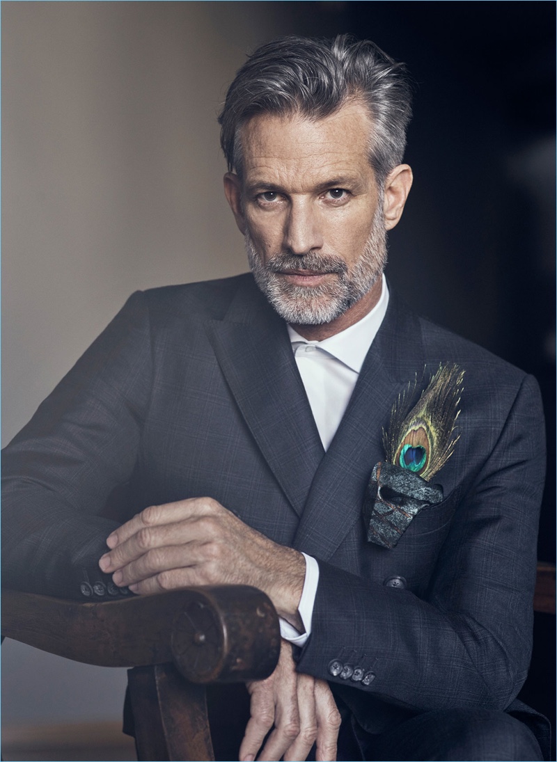 Terrence Sheahan stars in Pal Zileri's fall-winter 2018 lookbook. » Pal Zileri Unveils Portrait of Distinctive Men for Fall '18 Campaign Terrence Sheahan stars in Pal Zileri's fall-winter 2018 lookbook.