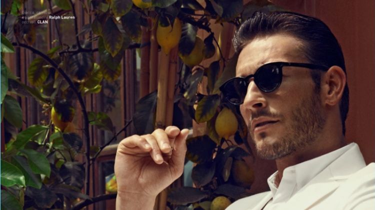 Parker Gregory Dons Summer Tailoring for Wall Street Italia Style