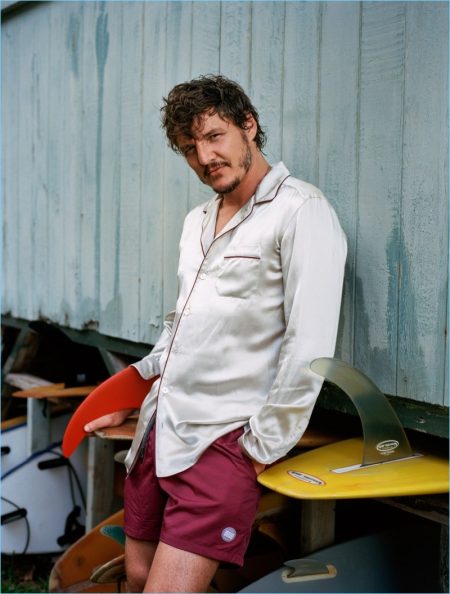 Pedro Pascal 2018 GQ Photo Shoot 002