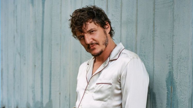 Pedro Pascal 2018 GQ Photo Shoot 002