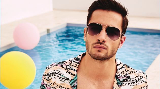Aleksandar Rusić & David Agbodji Enjoy a Summer of Style with River Island Aleksandar Rusić wears a short-sleeve shirt and jeans from River Island.