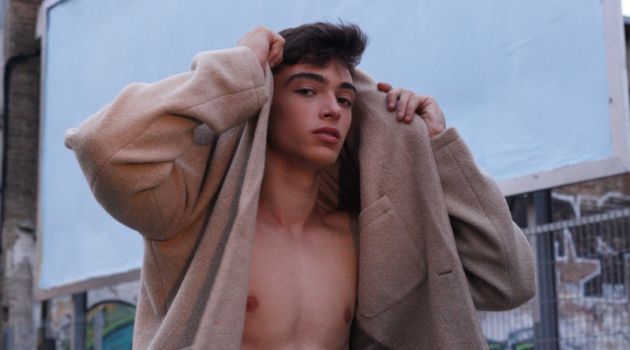 New Blood in the Hood Featuring Fresh Face Uri Valls New Blood in the Hood Featuring Fresh Face Uri Valls