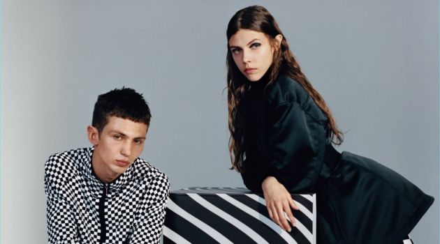 Versus Versace Taps Up & Comer Willow Barrett for Fall '18 Campaign Willow Barrett and Léa Julian front Versus Versace's fall-winter 2018 campaign.