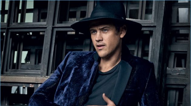 Boyd Holbrook Covers Icon El PaÃs, Embraces Western-Inspired Style Clad in velvet, Boyd Holbrook dons an Emporio Armani suit, Ksubi tee, and Kozaburo hat.