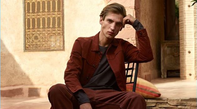 Anatol Modzelewski is Chic Vision for Gino Rossi Fall '18 Campaign Anatol Modzelewski stars in Gino Rossi's fall-winter 2018 campaign.
