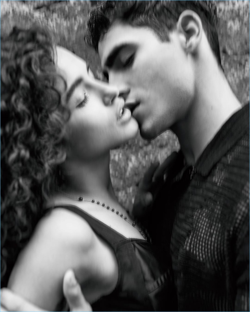 Jhonattan Burjack Kissing Dolce Gabbana 001