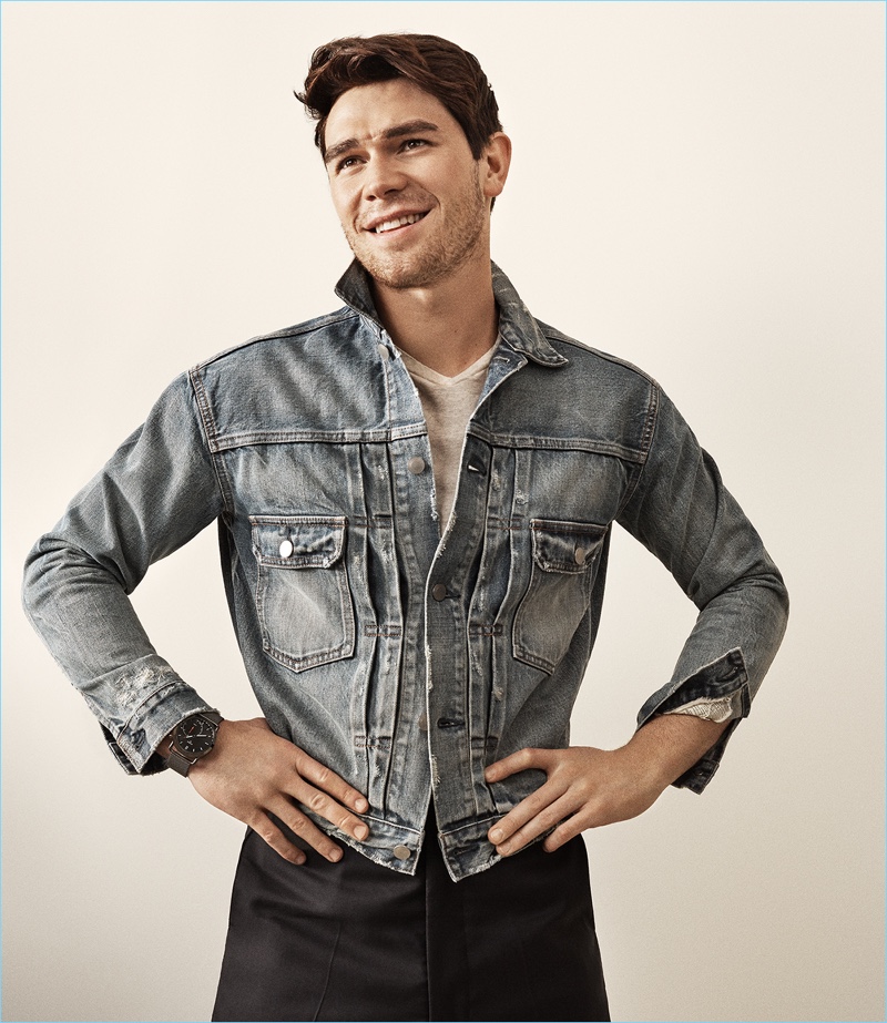 All smiles, KJ Apa stars in Fossil's latest advertising campaign. » KJ Apa Fronts New Fossil Watch Campaign All smiles, KJ Apa stars in Fossil's latest advertising campaign.
