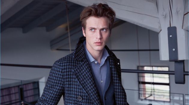Jules Raynal Reunites with L.B.M. 1911 for Dashing Fall '18 Season Jules Raynal Reunites with L.B.M. 1911 for Dashing Fall '18 Season
